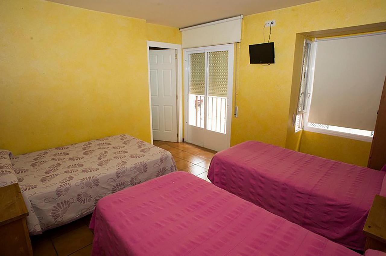 Hostal Velarde 탈라베라 데 라 레이나 외부 사진